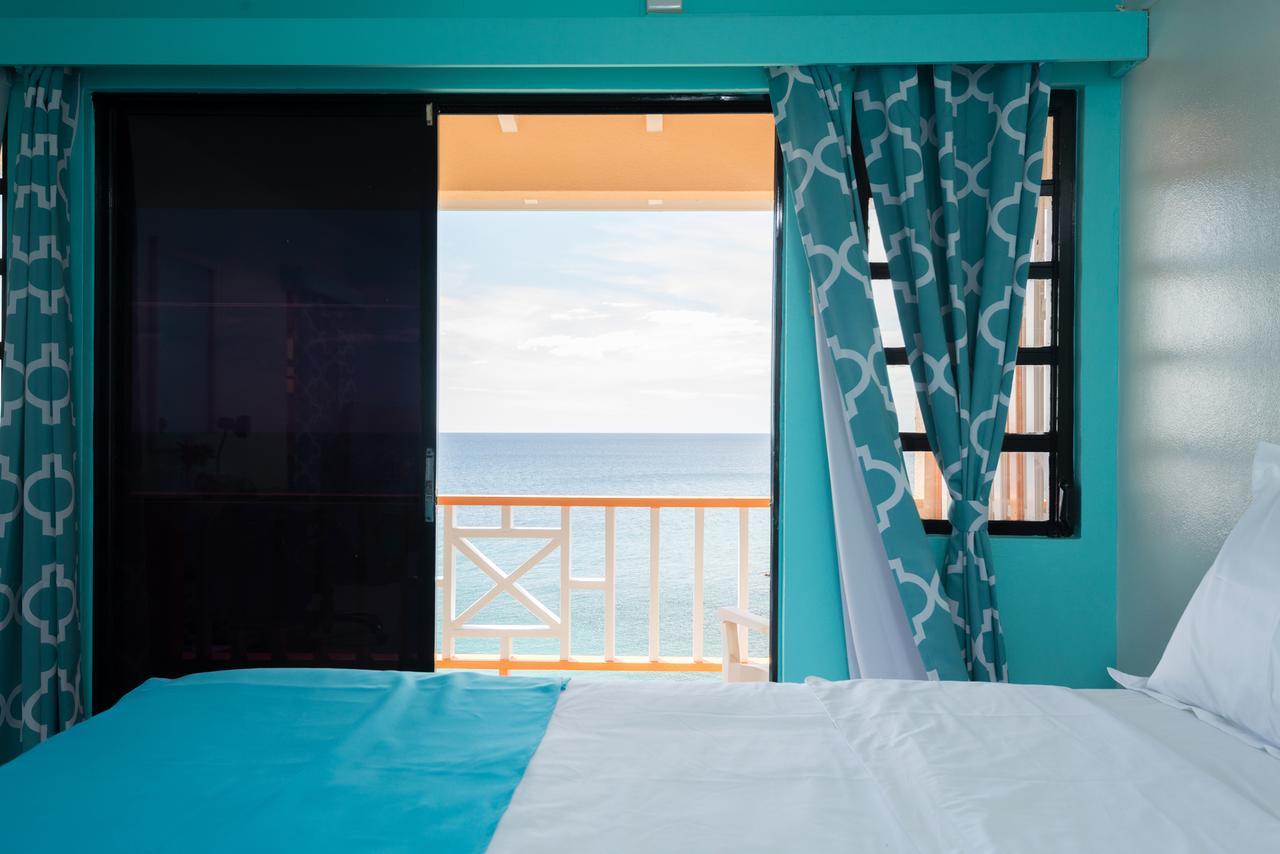 Bird Rock Beach Hotel 바스테르 외부 사진